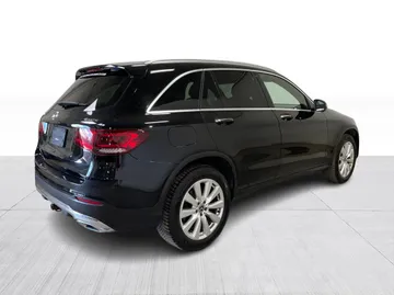 2021 Mercedes-Benz GLC - image 15