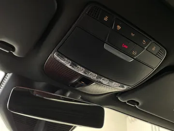 2021 Mercedes-Benz GLC - image 17