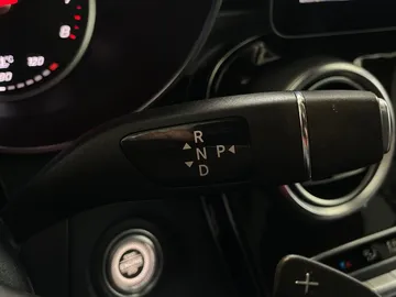 2020 Mercedes-Benz GLC - image 33