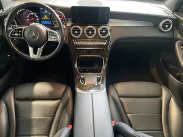 2020 Mercedes-Benz GLC - image 15