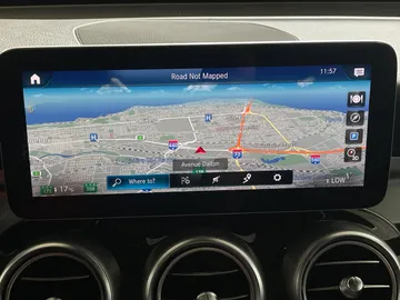 2020 Mercedes-Benz GLC - image 23