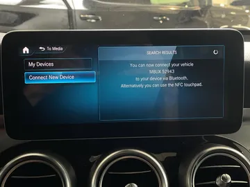 2020 Mercedes-Benz GLC - image 31