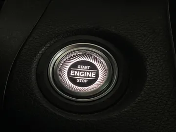 2020 Mercedes-Benz GLC - image 26
