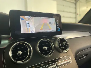 2022 Mercedes-Benz GLC - image 24