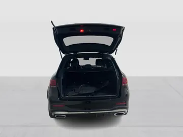 2022 Mercedes-Benz GLC - image 12