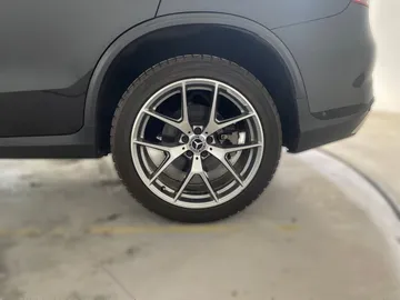 2022 Mercedes-Benz GLC - image 7