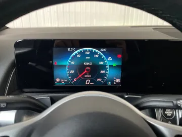 2020 Mercedes-Benz GLB - image 17