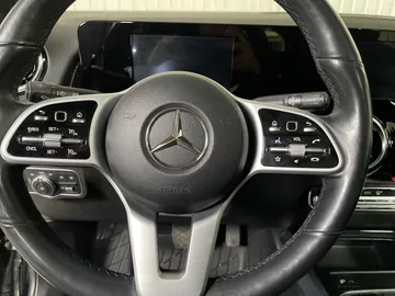 2020 Mercedes-Benz GLB - image 18