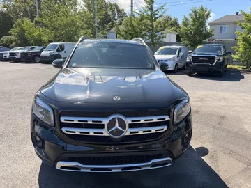 2020 Mercedes-Benz GLB - image 2