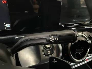 2020 Mercedes-Benz GLB - image 29