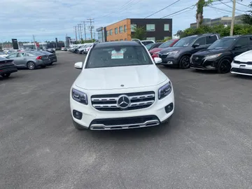 2023 Mercedes-Benz GLB - image 2