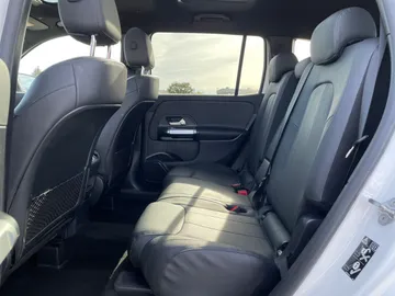 2023 Mercedes-Benz GLB - image 16