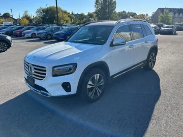 2024 Mercedes-Benz GLB - image 3