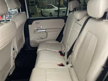 2021 Mercedes-Benz GLB - image 11