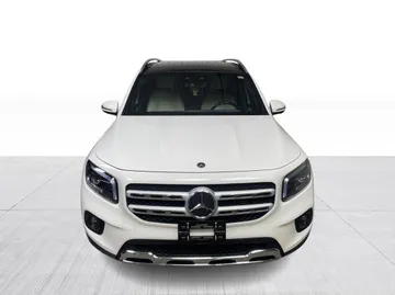 2021 Mercedes-Benz GLB - image 2