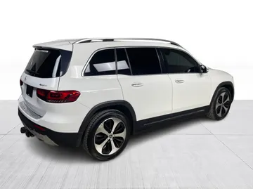 2021 Mercedes-Benz GLB - image 8