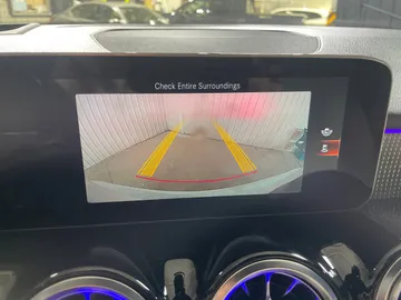 2021 Mercedes-Benz GLB - image 24