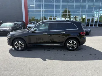 2024 Mercedes-Benz GLB - image 4