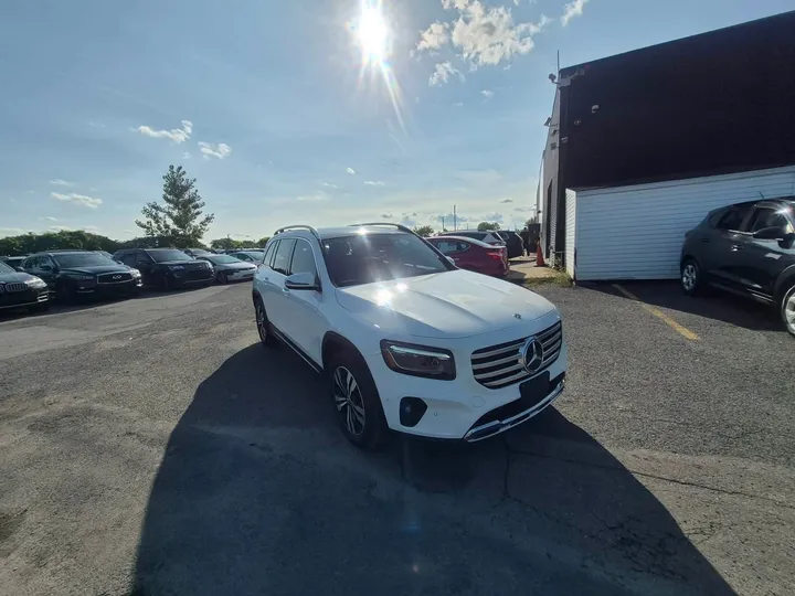 2024 Mercedes-Benz GLB - main image