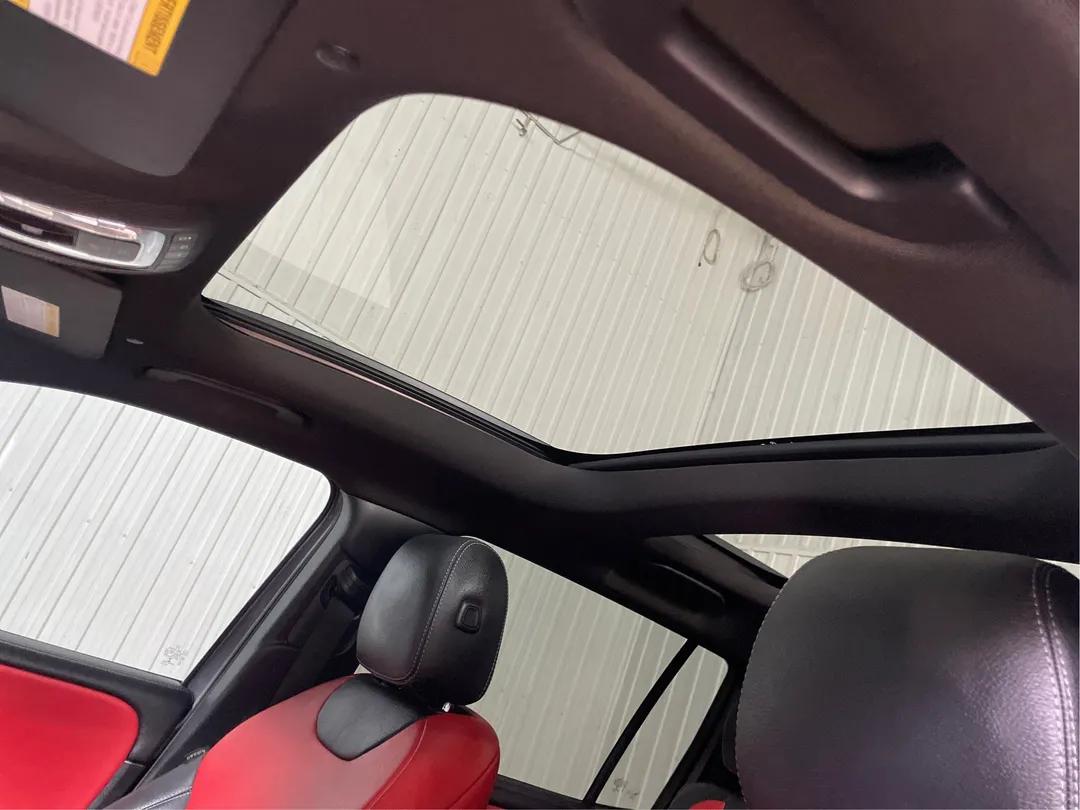 2021 Mercedes-Benz GLB — photo 5