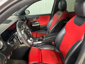 2021 Mercedes-Benz GLB - image 3