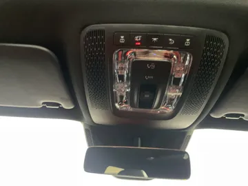 2021 Mercedes-Benz GLB - image 16
