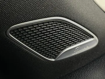 2021 Mercedes-Benz GLB - image 26