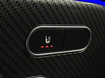 2021 Mercedes-Benz GLB - image 28
