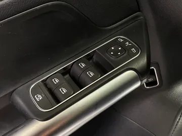 2024 Mercedes-Benz GLA - image 24