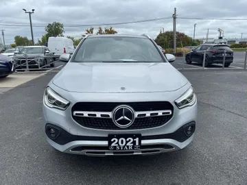 2021 Mercedes-Benz GLA - image 2