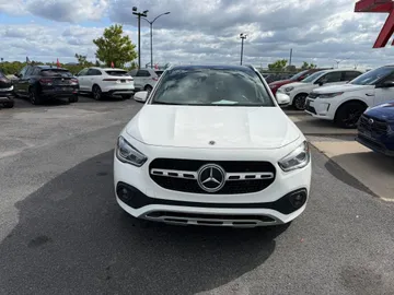 2023 Mercedes-Benz GLA - image 2