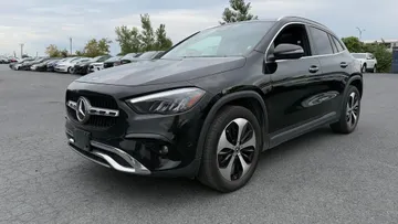 2024 Mercedes-Benz GLA - image 3