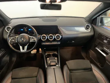2022 Mercedes-Benz GLA - image 15