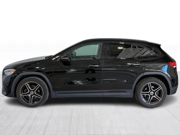 2022 Mercedes-Benz GLA - image 9