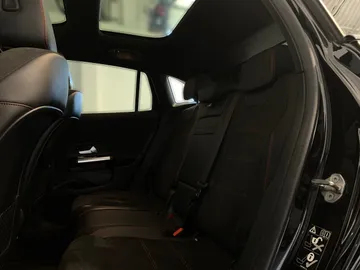 2022 Mercedes-Benz GLA - image 14