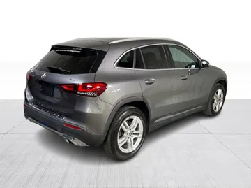 2021 Mercedes-Benz GLA - image 14