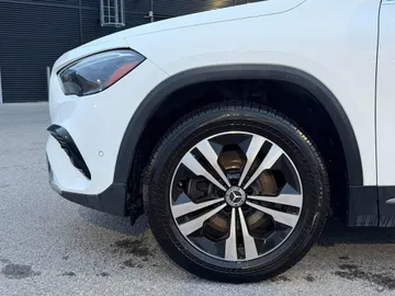 2026 Mercedes-Benz GLA - image 7