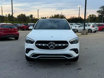 2026 Mercedes-Benz GLA - image 2