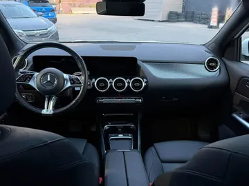 2026 Mercedes-Benz GLA - image 9