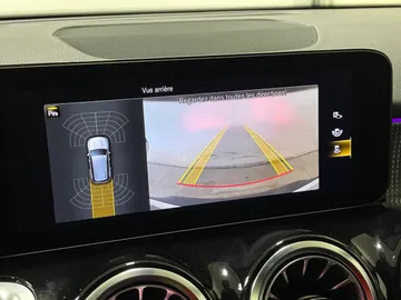 2023 Mercedes-Benz EQB - image 22