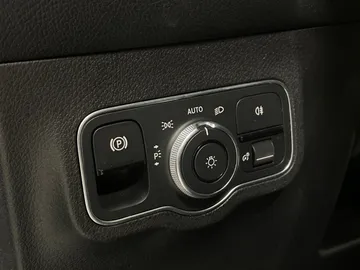 2023 Mercedes-Benz EQB - image 31