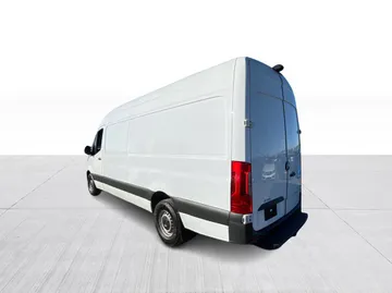 2022 Mercedes-Benz Sprinter Cargo Van - image 9