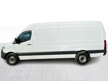 2022 Mercedes-Benz Sprinter Cargo Van - image 8