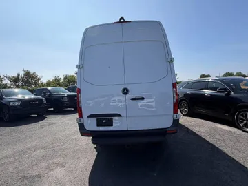 2022 Mercedes-Benz Sprinter Cargo Van - image 6