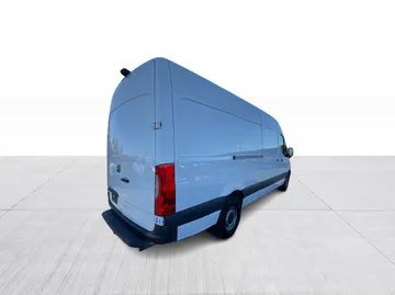2022 Mercedes-Benz Sprinter Cargo Van - image 12