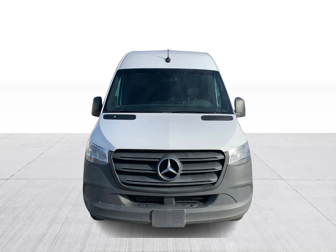2022 Mercedes-Benz Sprinter Cargo Van — photo 5