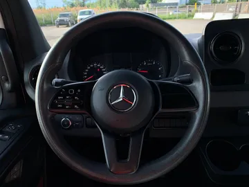 2022 Mercedes-Benz Sprinter Cargo Van - image 14