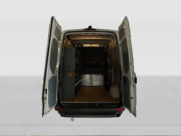 2024 Mercedes-Benz Sprinter Crew Van - image 10