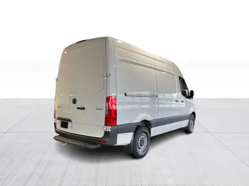 2024 Mercedes-Benz Sprinter Crew Van - image 11