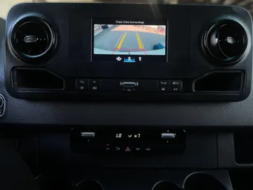 2024 Mercedes-Benz Sprinter Crew Van - image 18